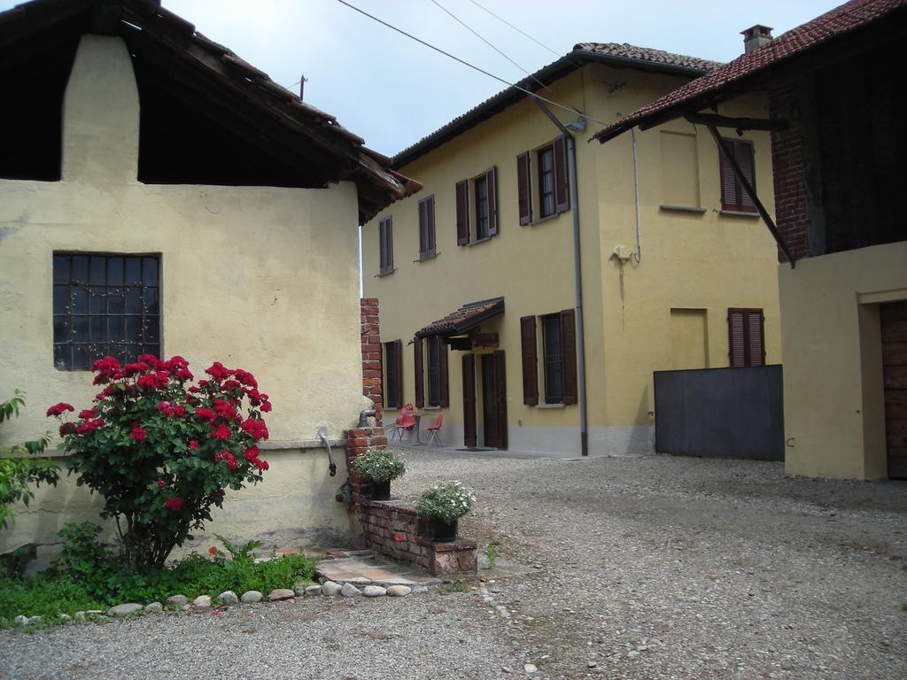 Agriturismo Cascina Roma Ozzero Eksteriør bilde